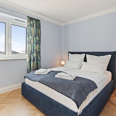 Cls Moderne City-Wohnung Hamburg Tiefgarage, E-Laden, Balkon, Parken, Blick Ueber Hamburg, Cafe Im Haus, Bus Gegenueber, Flex Check In Exterior foto